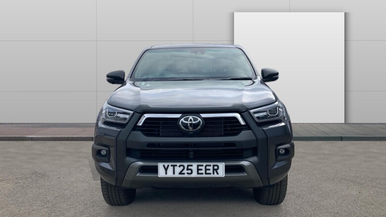 Toyota Hilux Diesel Invincible X D/Cab Pick Up 2.8 Hybrid 48V Auto